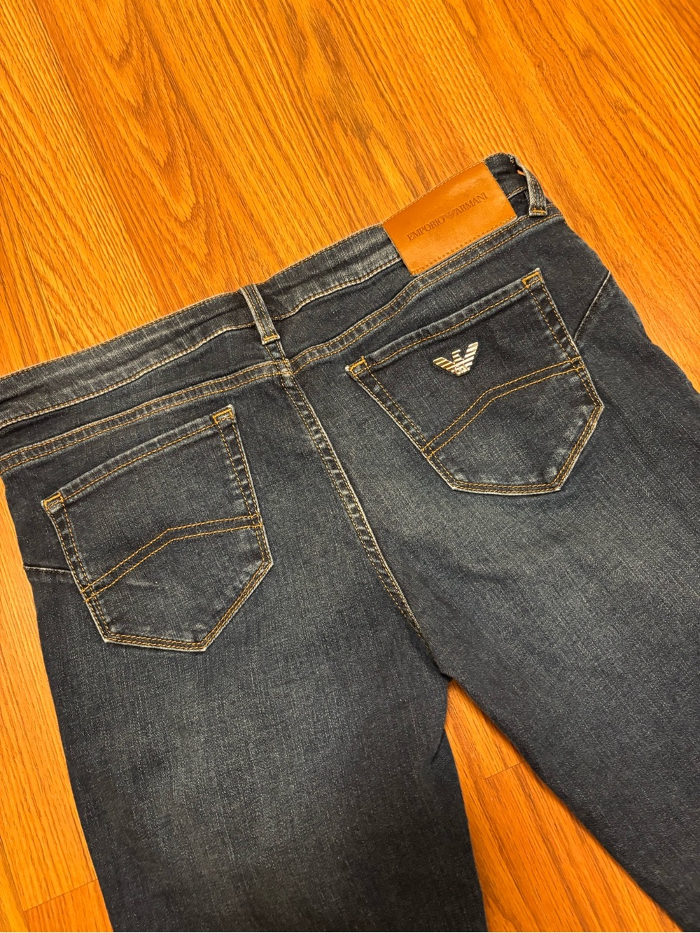 Emporio Armani Push-Up Skinny Jeans - Picture 4 of 10